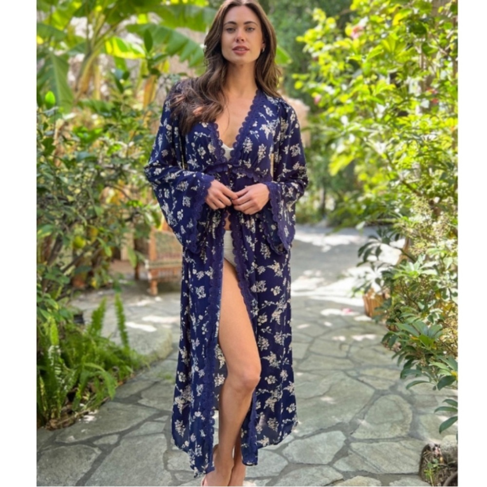 Floral Lace Kimono